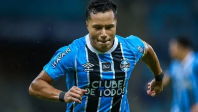 Marlon preserva comissão técnica do Grêmio e diz que responsabilidade é dos jogadores Marlon, jogador do Grêmio