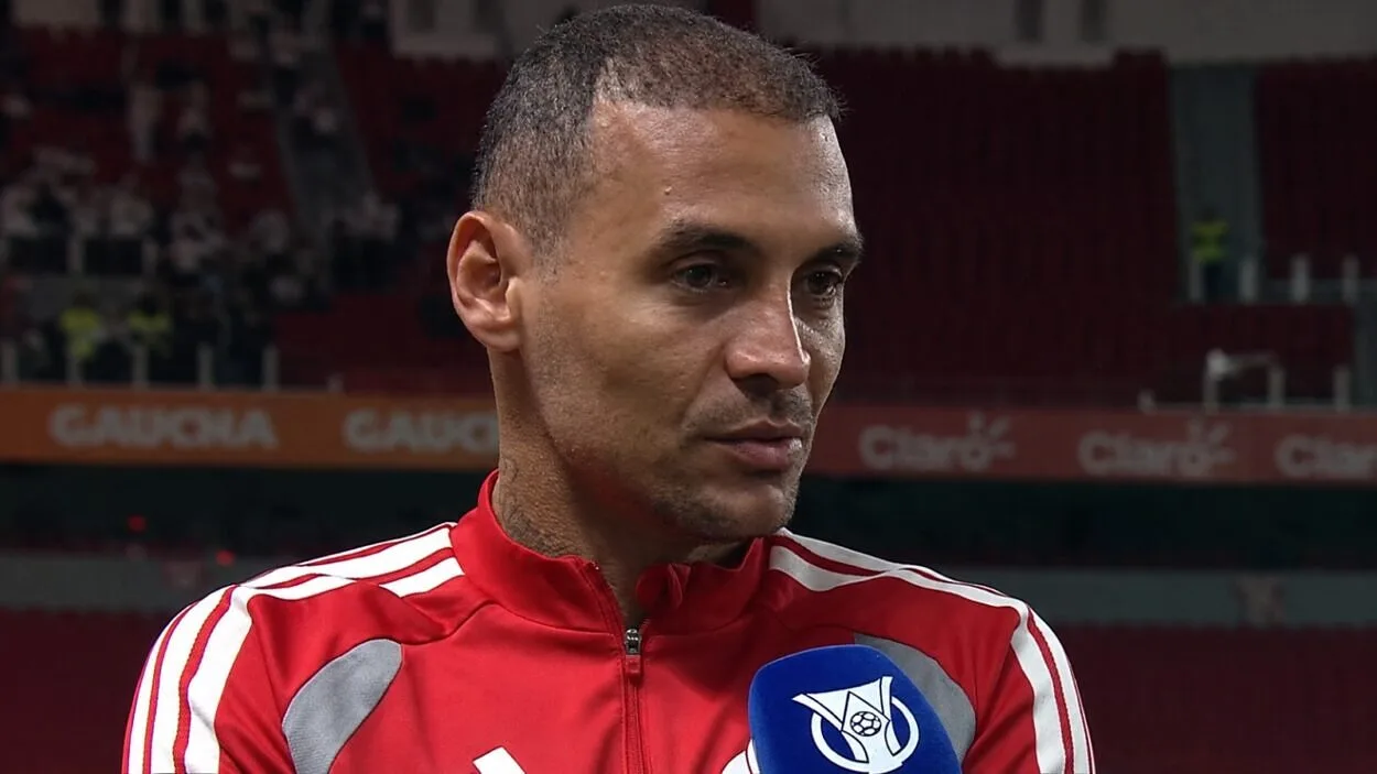 Alan Patrick abre o jogo sobre reserva no Inter e responde Nilmar sobre futuro na carreira Alan Patrick