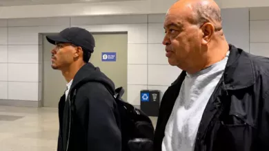 Grêmio recebe novo reforço em Porto Alegre em meio à derrota para o Atlético-MG; vídeo Danilo Barbosa com Fernandão do Grêmio