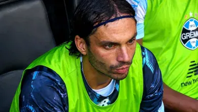 Luís Castro explica o que buscou com Krovinović e Gabriel Mec no Grêmio Filip Krovinović