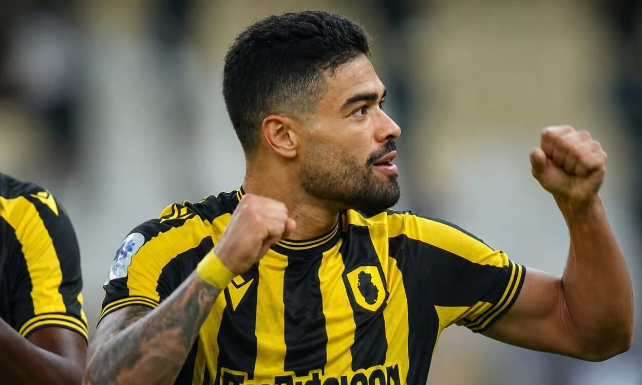 Bruno Tabata, jogador do Inter emprestado ao Qatar SC