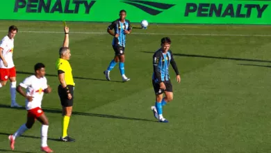 Noriega leva amarelo e vira desfalque do Grêmio contra a Chapecoense Noriega leva cartão amarelo em Grêmio x Bragantino