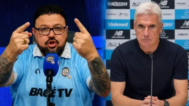 Treinos fechados, imprensa e Abel Ferreira: falas de Bagé e Castro se cruzam no Grêmio Alex Bagé e Luís Castro - Grêmio