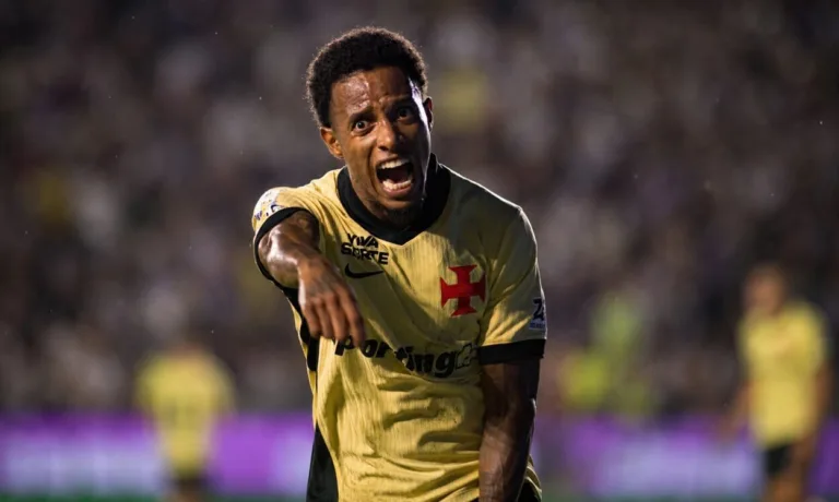 Tchê Tchê, do Vasco 3x1 Cruzeiro