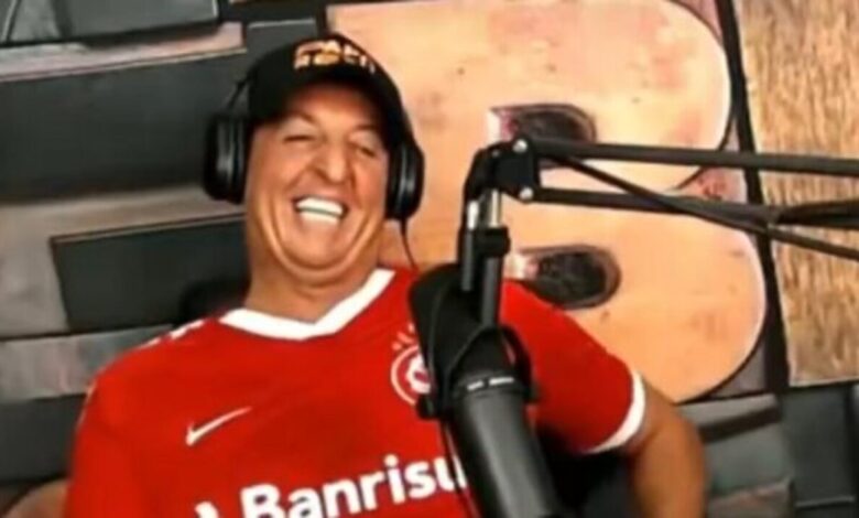 Benja paga aposta após queda do Corinthians e faz programa com a camisa do Inter Inter Benja