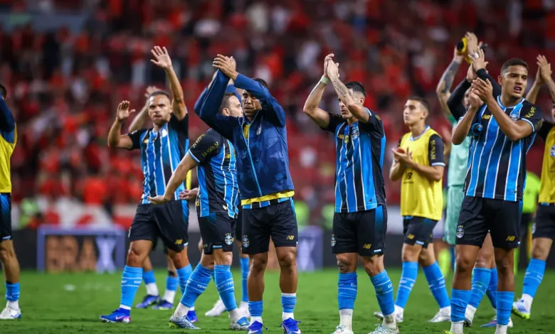 Vestiário do Grêmio se incomoda com jogadores no modo "tanto faz", diz jornalista Grêmio