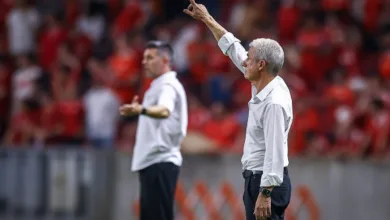 Luís Castro avalia postura do Grêmio no Beira-Rio: "Nada seria decidido aqui" FOTO: LUCAS UEBEL/GREMIO FBPA