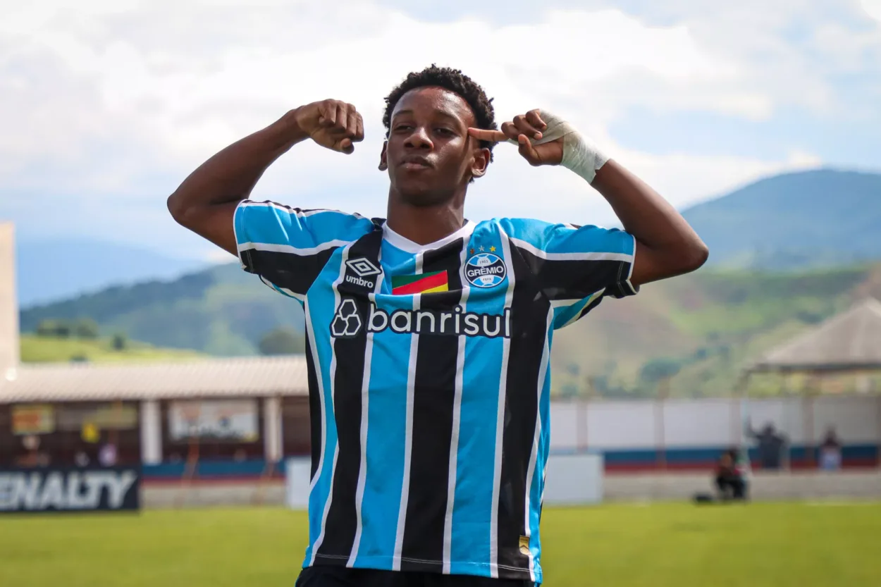 Gabriel Mec pelo Grêmio