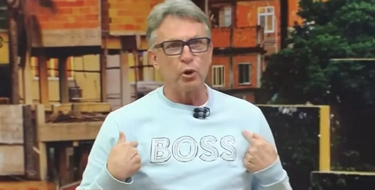 Neto crava que o Corinthians se classifica em cima do Inter: "Time ruim deles" Neto