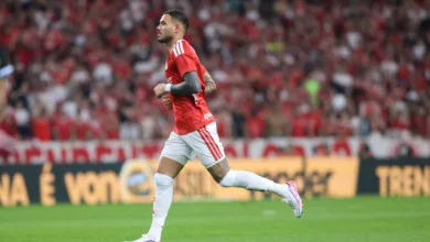 Vaguinha comenta início de Sanabria no Inter: "Quanto tempo para entrar em forma?" Sanabria pelo Inter