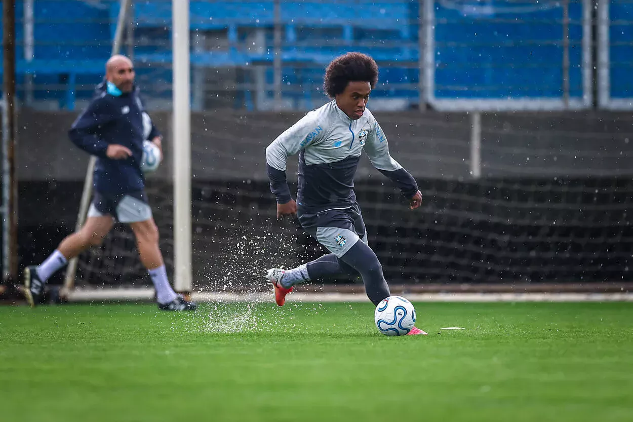 Willian pelo Grêmio