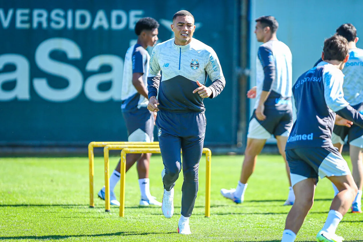 Carlos fala do Grêmio