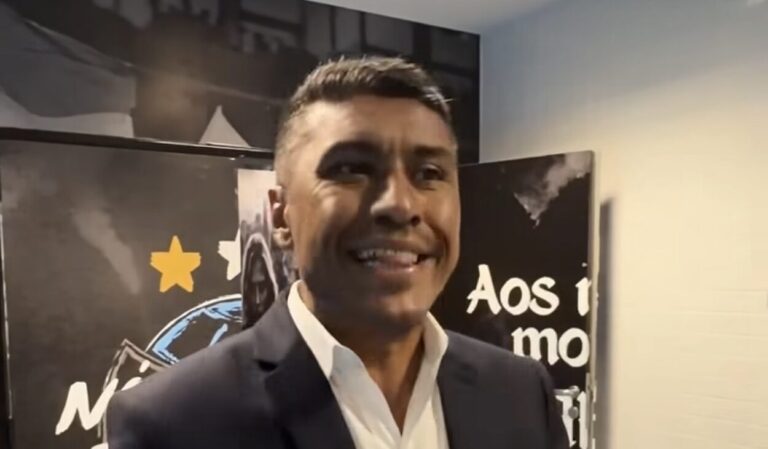 Paulinho pelo Grêmio