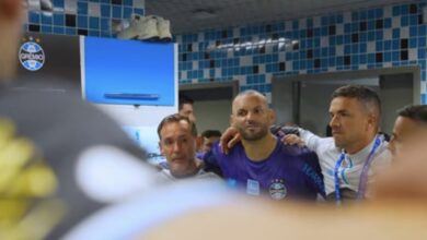 Grêmio divulga bastidores da classificação com discursos de Weverton e Luís Castro Grêmio de Weverton