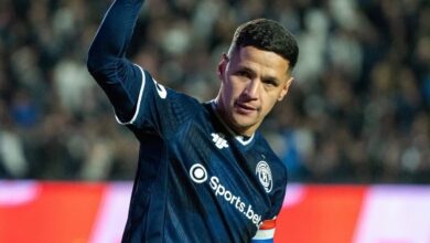 Álex Arce volta a marcar e Inter recebe nova condição que pode destravar sua chegada Álex Arce, comemorando gol pelo Independiente Rivadavia é apontado no Inter