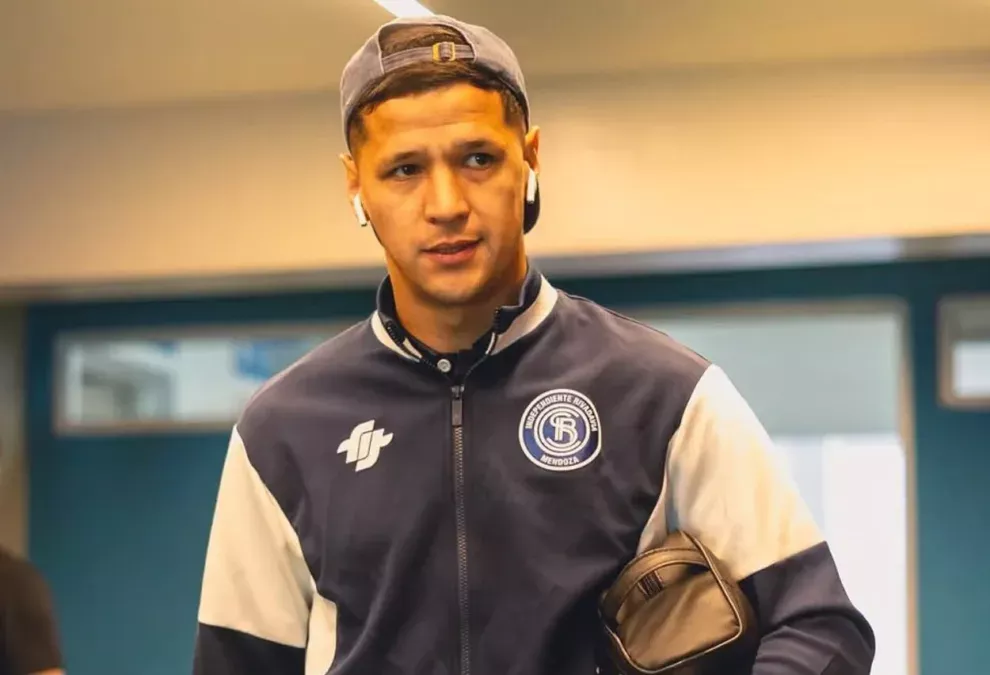 Álex Arce, chegando no estádio