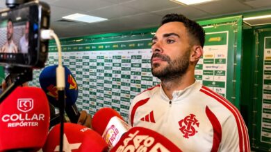 Bruno Henrique revela como ajuda Benjamin nos bastidores do Inter Bruno Henrique, jogador do Inter dando entrevista após empate com Palmeiras