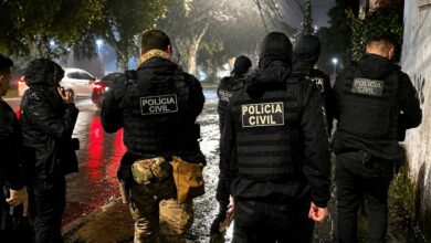 Polícia prende 10 torcedores do Inter suspeitos de tentativa de homicídio contra gremista Polícia Civil