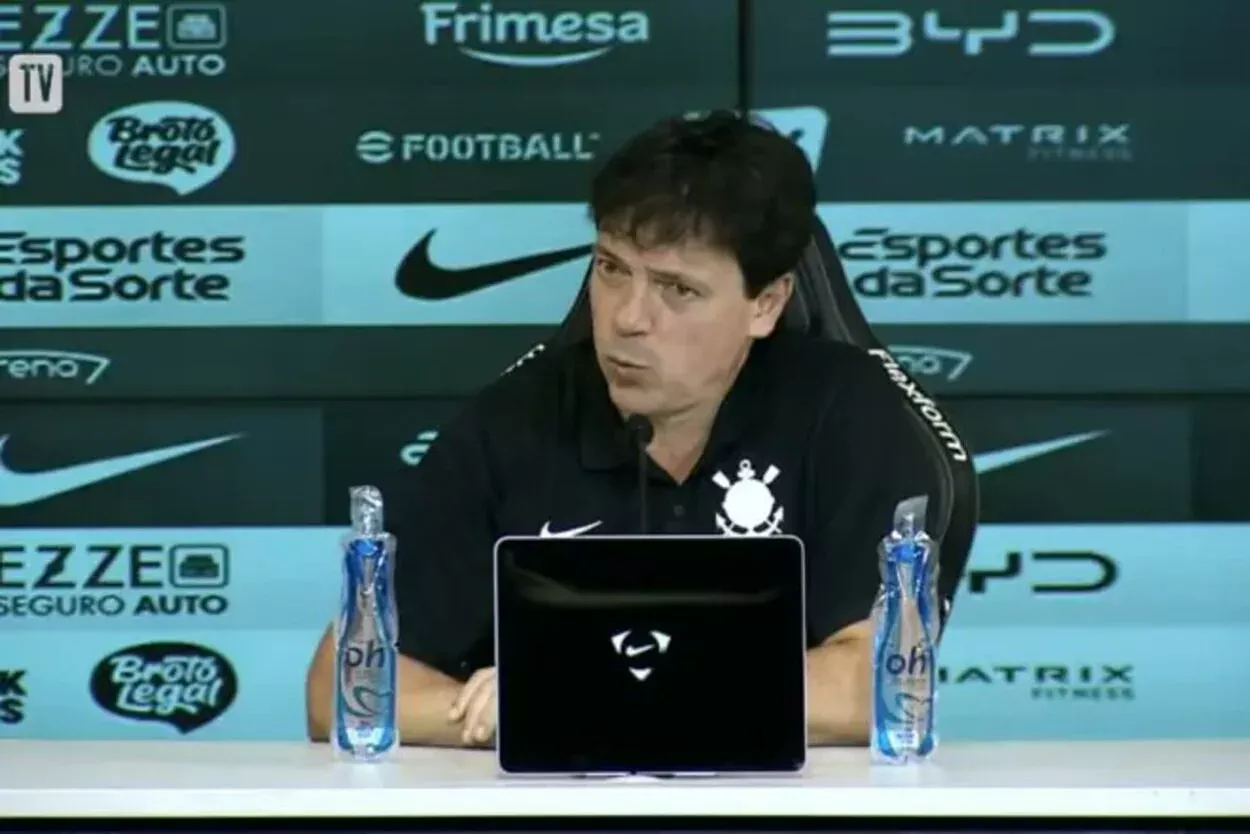 Diniz afirma que a arbitragem foi "determinante" para a classificação do Inter Diniz do Corinthians