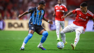 Tetê volta aos treinos e abre disputa importante no ataque do Grêmio Tetê