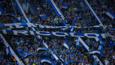 Geral do Grêmio cutuca Inter após jogo com o Santos: "Torcida nunca abandona" Geral do Grêmio