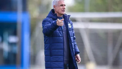 Dirigente do Grêmio banca Luís Castro e fala sobre o novo sorteio da Copa do Brasil Castro no Grêmio