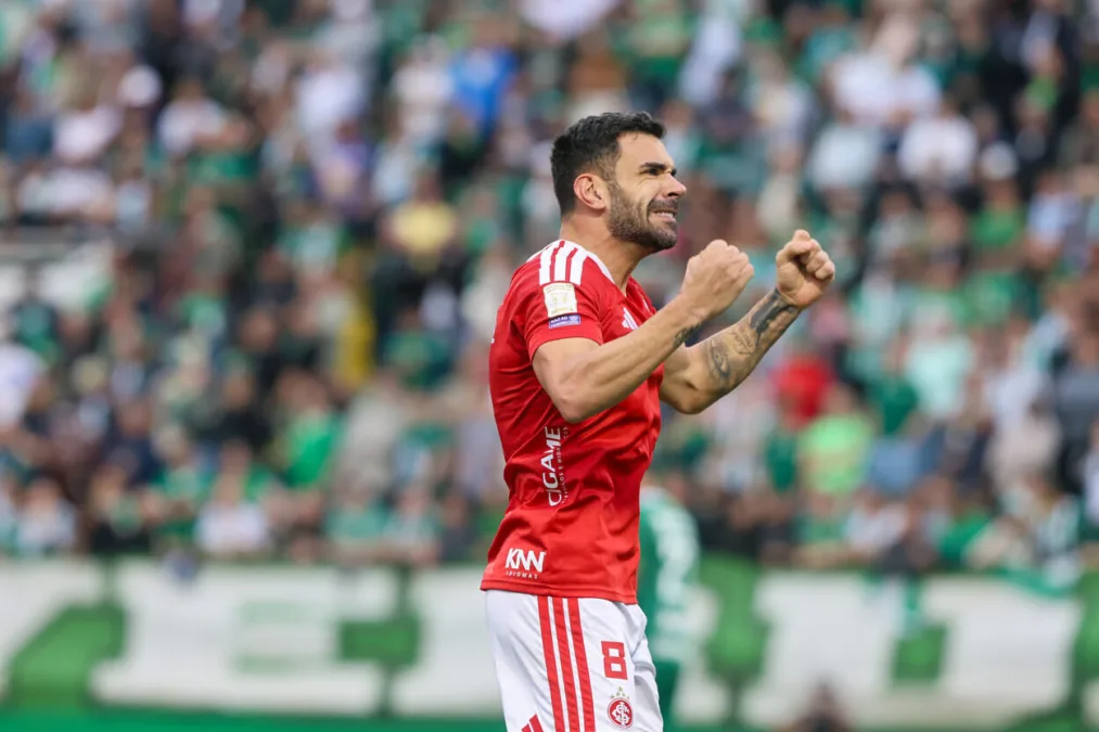 Zona Mista - Notícias, mercado da bola e bastidores do futebol Bruno Henrique, jogador do Inter