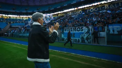 "Ainda emocionado com tudo": Renato se manifesta na web após retorno ao Grêmio Renato no Grêmio