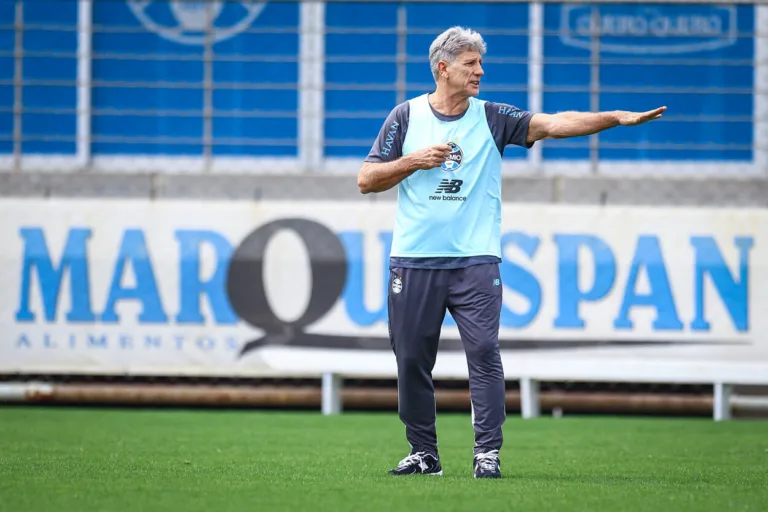 Renato comanda o Grêmio