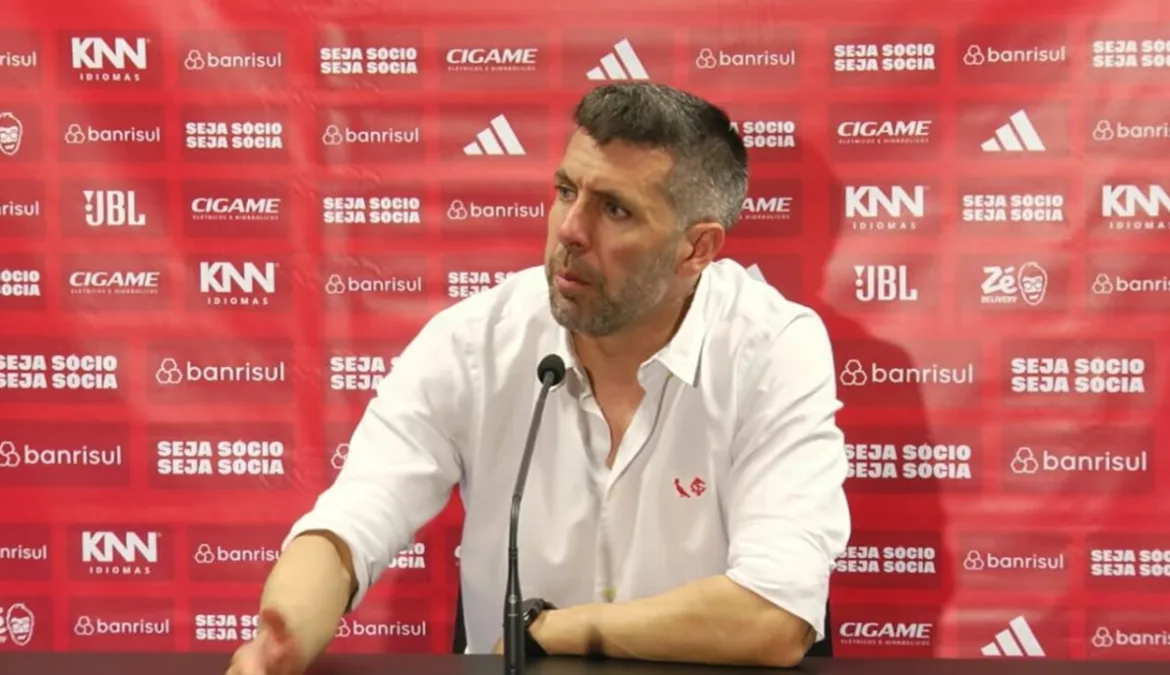 Paulo Pezzolano, treinador do Inter