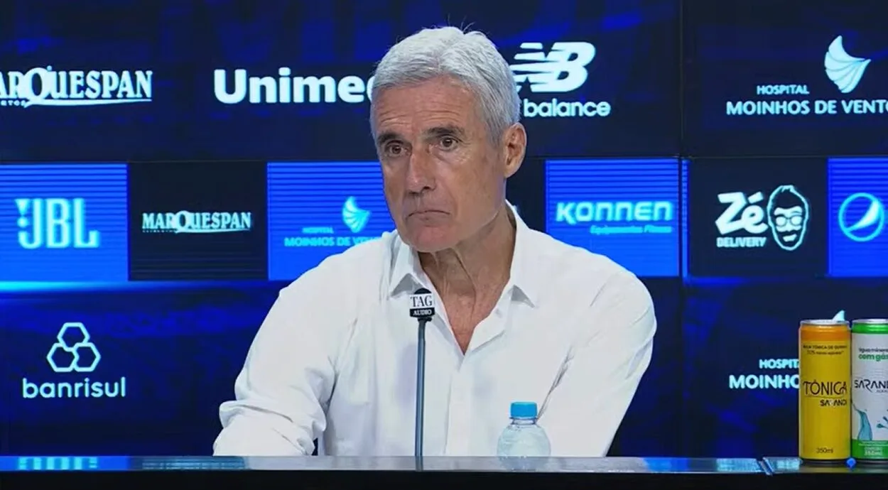 Luís Castro, treinador do Grêmio - Foto: Youtube/Grêmio TV