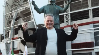 Abel Braga recebe estátua no Beira-Rio no dia do próprio aniversário: "Minha vida" Abel Braga pelo Inter