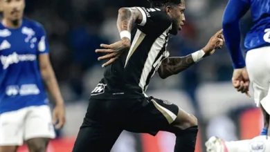 Fred tem grande atuação e comanda classificação do Atlético-MG sobre o Cruzeiro Fred brilha
