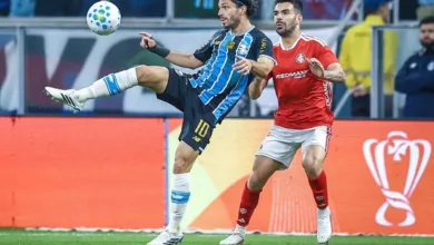 Krovinović marca primeiro gol pelo Grêmio no Gre-Nal e faz alerta após classificação Krovinovic, jogador do Grêmio