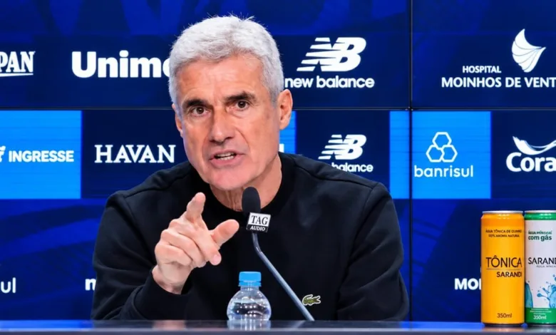 Luís Castro, treinador do Grêmio