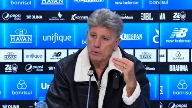 Repórter aponta jogador que dificilmente vai jogar de novo com Renato no Grêmio Renato Portaluppi