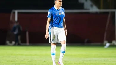 Grêmio recebe o áudio do VAR sobre gol anulado de Carlos Vinícius; ouça Grêmio