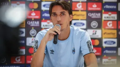 Justiça toma decisão sobre pedido da PF envolvendo Geromel, ídolo do Grêmio Geromel pelo Grêmio
