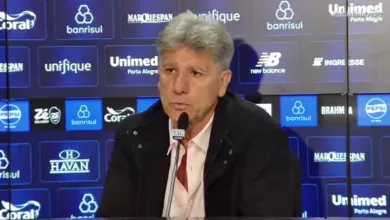 Renato rebate cobrança sobre churrasco do Grêmio e defende decisão após derrota Renato Portaluppi — , técnico do Grêmio