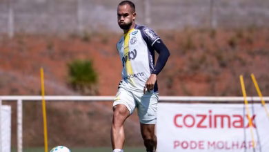 Inter enfrenta Mirassol reforçado em jogo que pode mudar o Z4 Alerrandro, atacante do Inter — Zagueiro João Victor, do Mirassol jogará contra o Inter