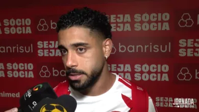 Matheus Bahia revela cobrança diária de Baptista e explica mudança no Inter Matheus Bahia, lateral do Inter