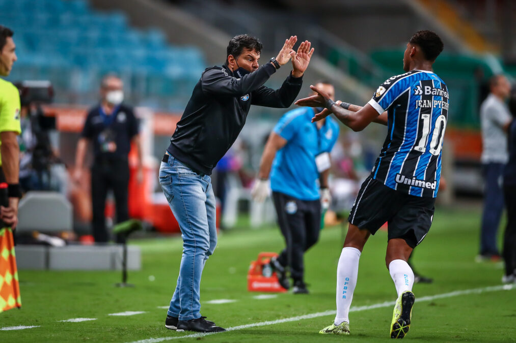 Alexandre Mendes, auxiliar técnico do Grêmio