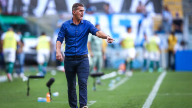 Denis Abrahão relembra Grêmio de 2021 e garante que não contratou Mancini Mancini
