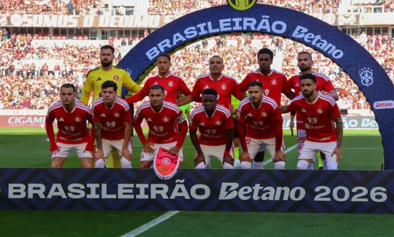 Matheus Bahia, Bruno Gomes, Vitinho, Gabriel Mercado, Félix Torres — Matheus Bahia, Bruno Gomes, Thiago Maia, Vitinho, Gabriel Mercado, Félix Torres — Inter