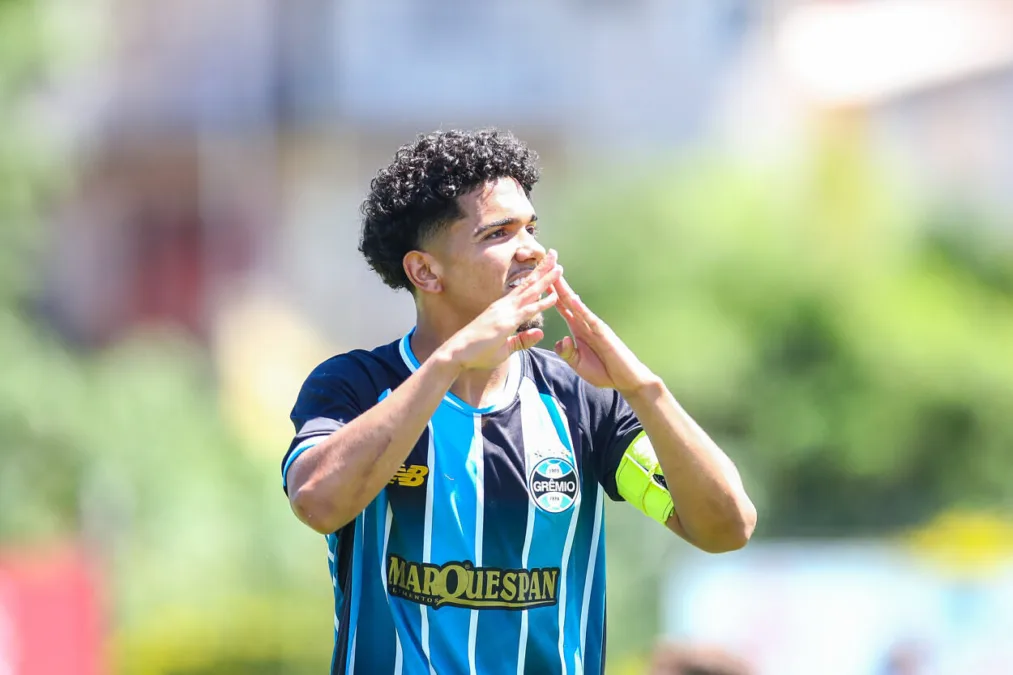 RS - ESPORTES/U20: Copa Sul - Lance da partida Internacional x Grêmio, no CT Morada dos Quero-Queros, em Alvorada, na data de 02/10/2026, válida pela Copa Sul Sub-20. FOTO: ANGELO PIERETTI/GRÊMIO FBPA