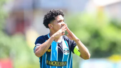 João Borne marca “golaço” no Gre-Nal após agradar Renato no Grêmio RS - ESPORTES/U20: Copa Sul - Lance da partida Internacional x Grêmio, no CT Morada dos Quero-Queros, em Alvorada, na data de 02/10/2026, válida pela Copa Sul Sub-20. FOTO: ANGELO PIERETTI/GRÊMIO FBPA