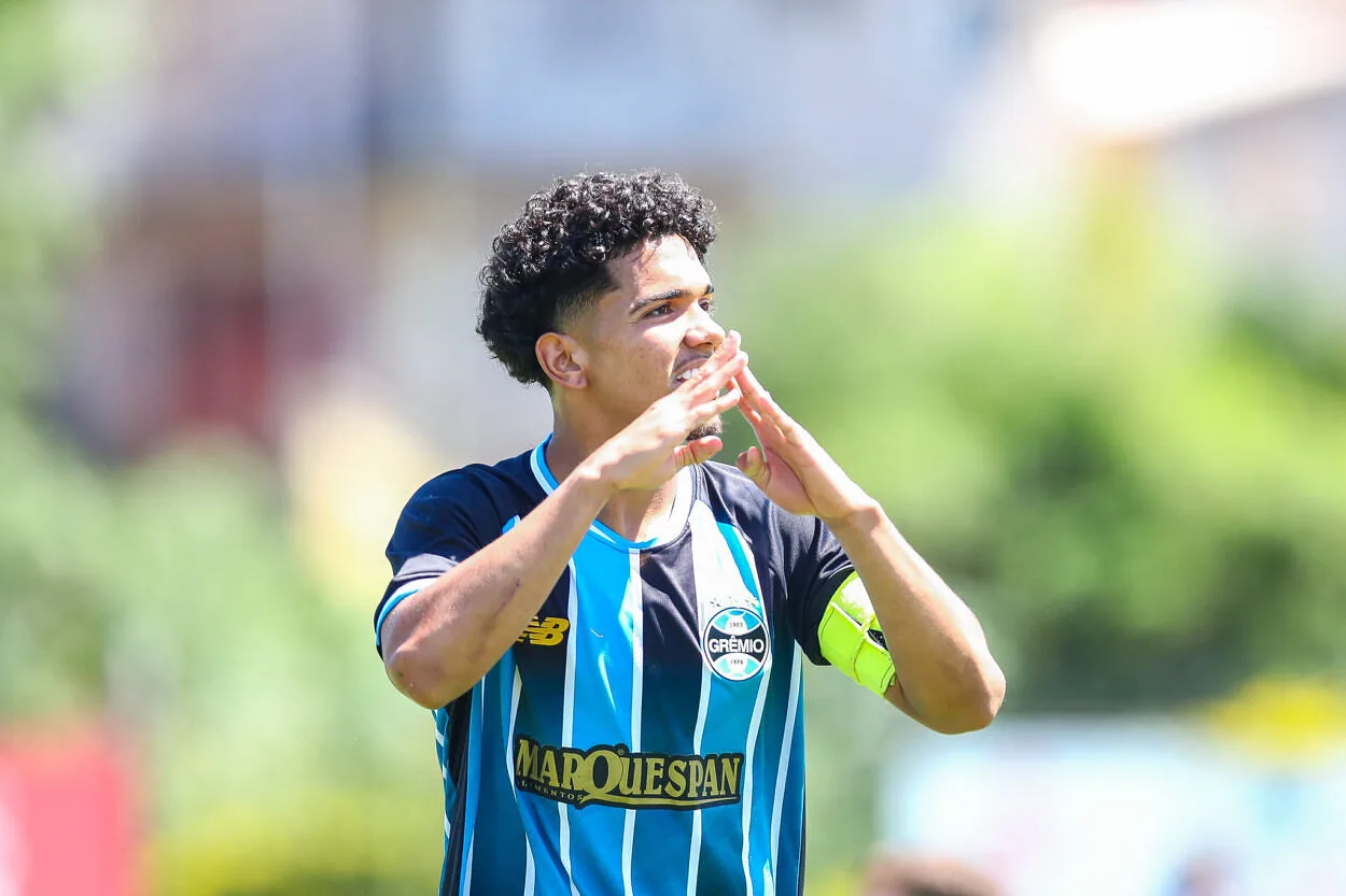 RS - ESPORTES/U20: Copa Sul - Lance da partida Internacional x Grêmio, no CT Morada dos Quero-Queros, em Alvorada, na data de 02/10/2026, válida pela Copa Sul Sub-20. FOTO: ANGELO PIERETTI/GRÊMIO FBPA