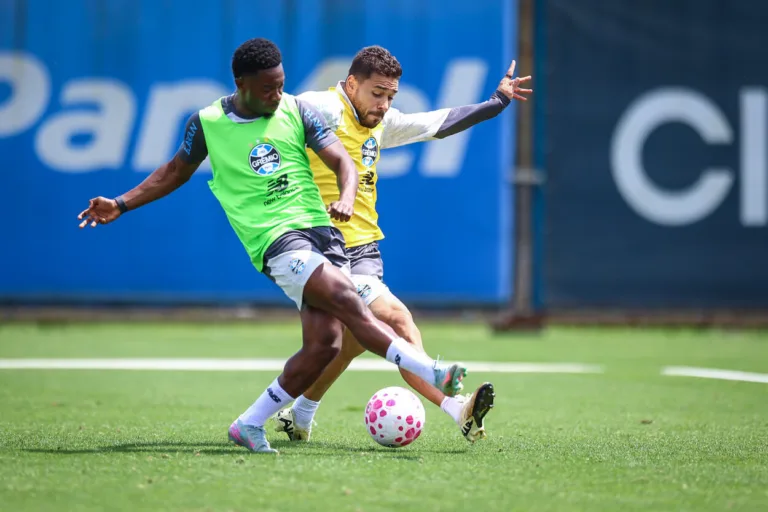 Renato comanda o Grêmio