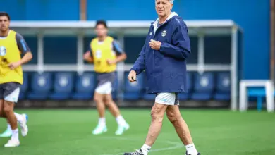 Renato inova antes do Gre-Nal e cria mistério no banco de reservas do Grêmio Renato Portaluppi, técnico do Grêmio — Renato Portaluppi