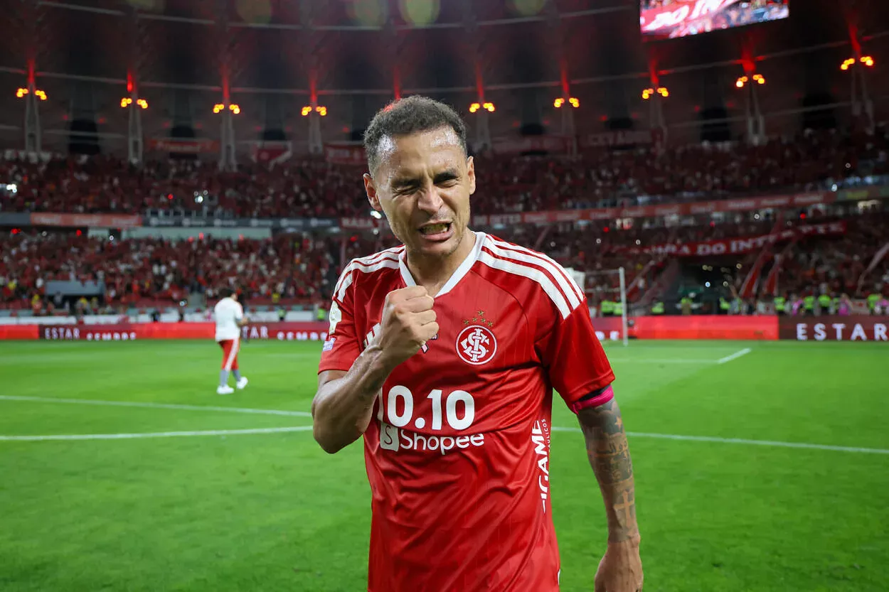 Alan Patrick, meio-campista do Inter